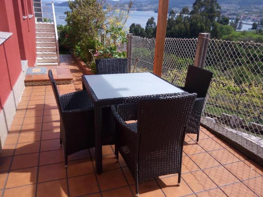 Apartamento Con Terraza Y Vistas Al Mar Bueu Eksteriør billede