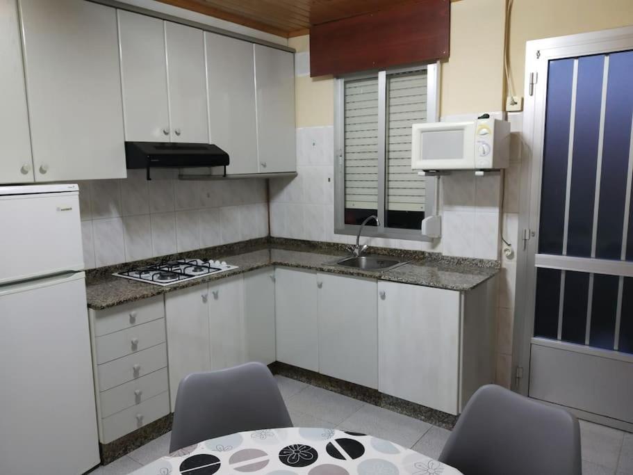 Apartamento Con Terraza Y Vistas Al Mar Bueu Eksteriør billede